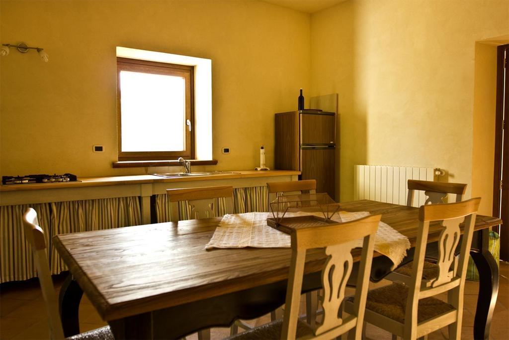 Agriturismo Borgo Serafino 만고네 객실 사진