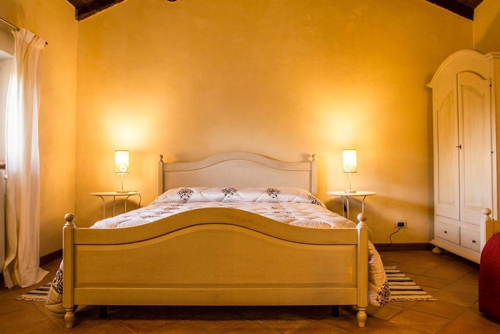 Agriturismo Borgo Serafino 만고네 객실 사진