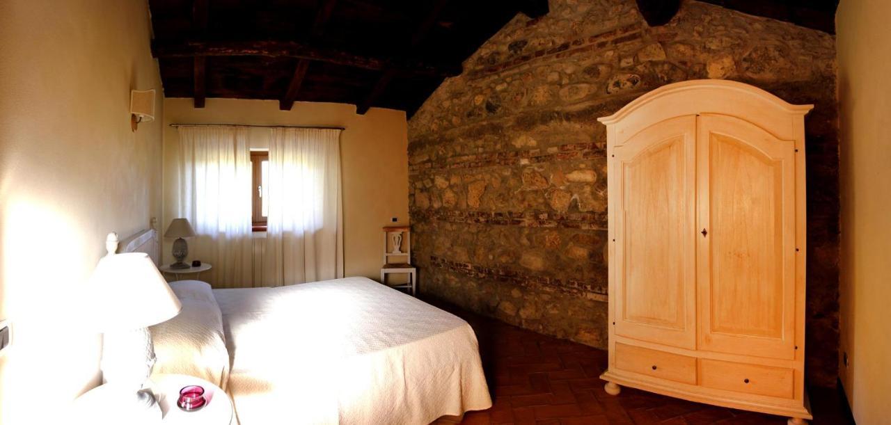 Agriturismo Borgo Serafino 만고네 외부 사진